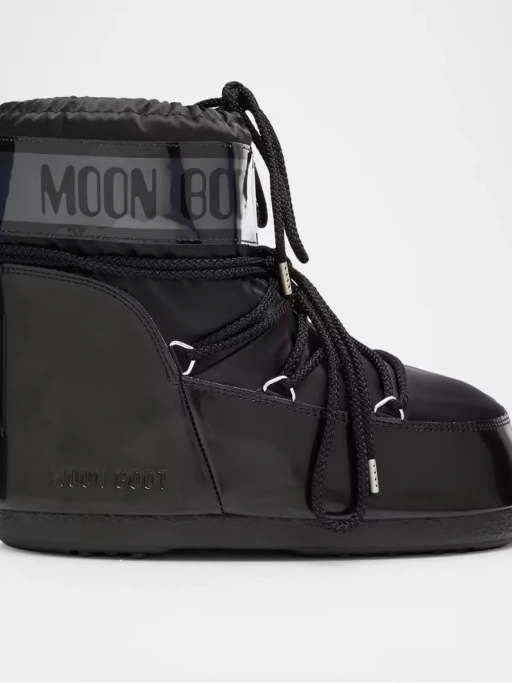Moon Boot bold black